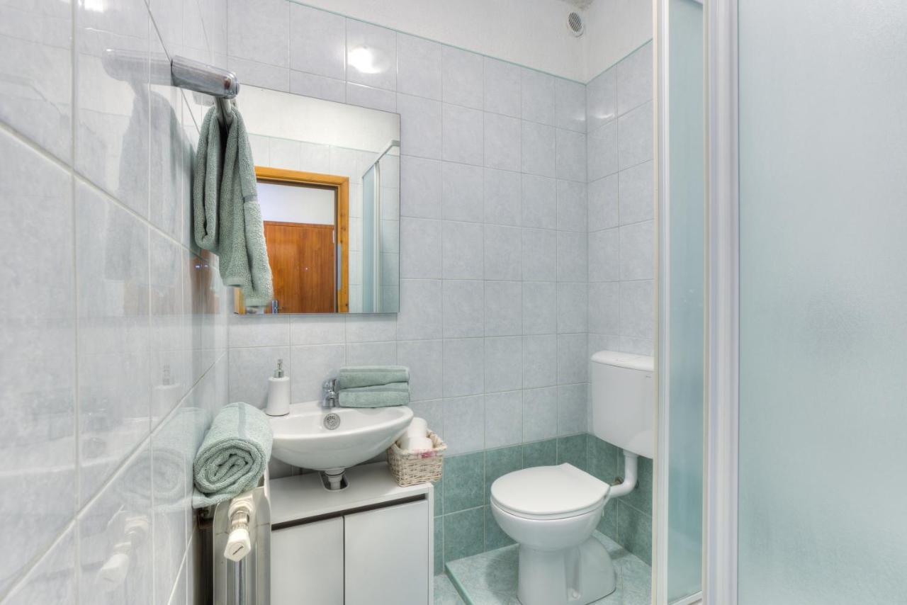 Apartments Kristijan Senj  Εξωτερικό φωτογραφία